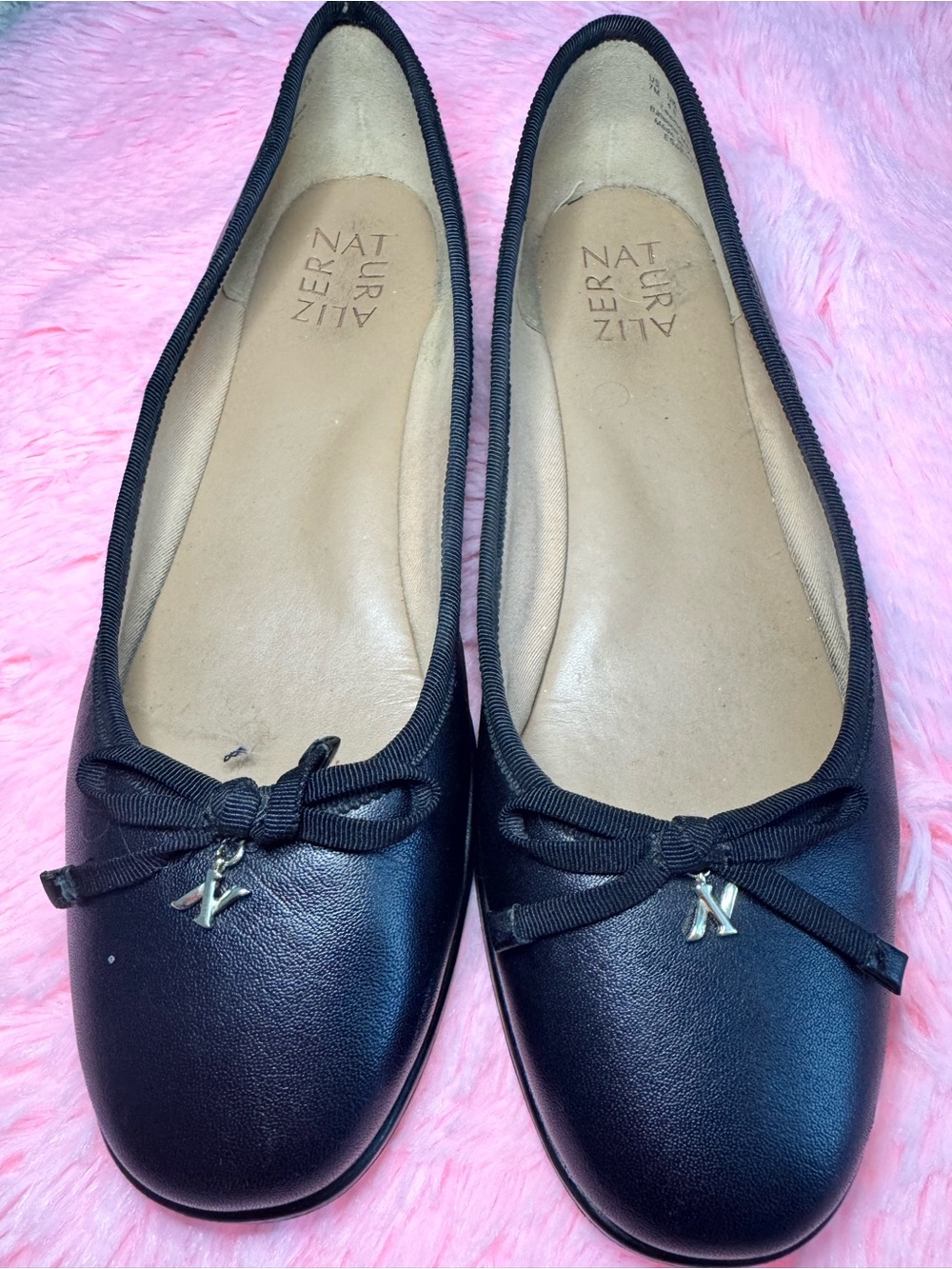 Naturalizer Black Leather Ballet Flats with Bow Accent